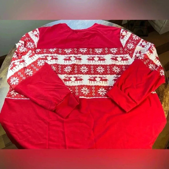 SHEIN Curve | ladies plus size reindeer holiday top. Size: 3XL - Picture 3 of 11